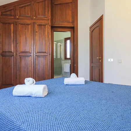 Stunning In Costa Rei -ca- モンテ・ナイ