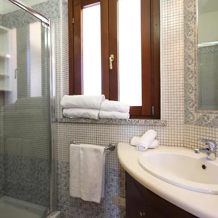 Stunning In Costa Rei -ca- *